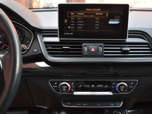 Used 2018 Audi Q5 2.0T Premium Plus w/ Premium Plus Package AWD/4WD image 27