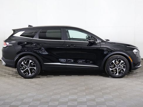 Certified 2023 Kia Sportage EX image 18