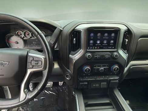 Used 2020 Chevrolet Silverado 1500 RST AWD/4WD image 12