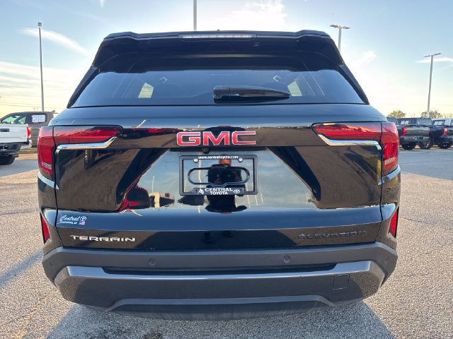Used 2026 GMC Terrain Elevation FWD image 5