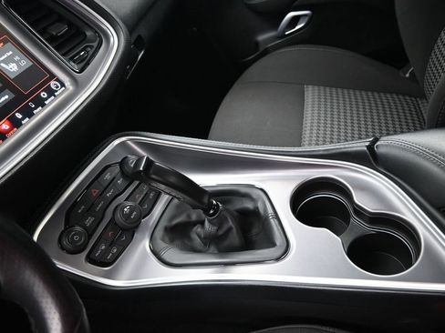 Used 2022 Dodge Challenger R/T Scat Pack RWD image 21