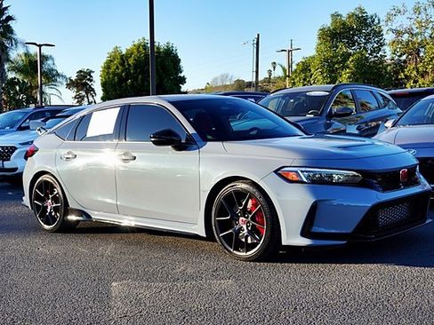 Used 2023 Honda Civic Type R image 6