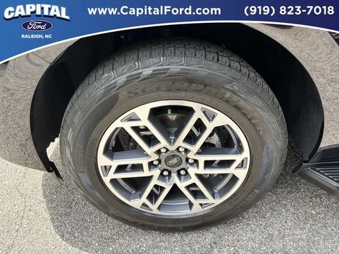 Certified 2025 Ford Expedition Active AWD/4WD image 13