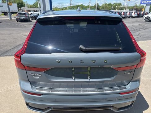Certified 2024 Volvo XC60 B5 Core w/ Protection Package Premier AWD/4WD image 7