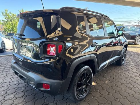 Used 2019 Jeep Renegade Altitude w/ Quick Order Package 2XM AWD/4WD image 6