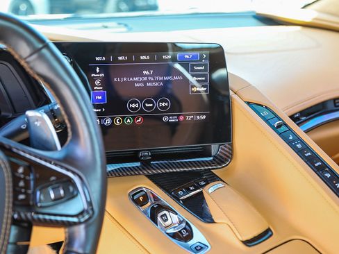 Used 2022 Chevrolet Corvette Stingray Premium Conv w/ Z51 Performance Package image 14