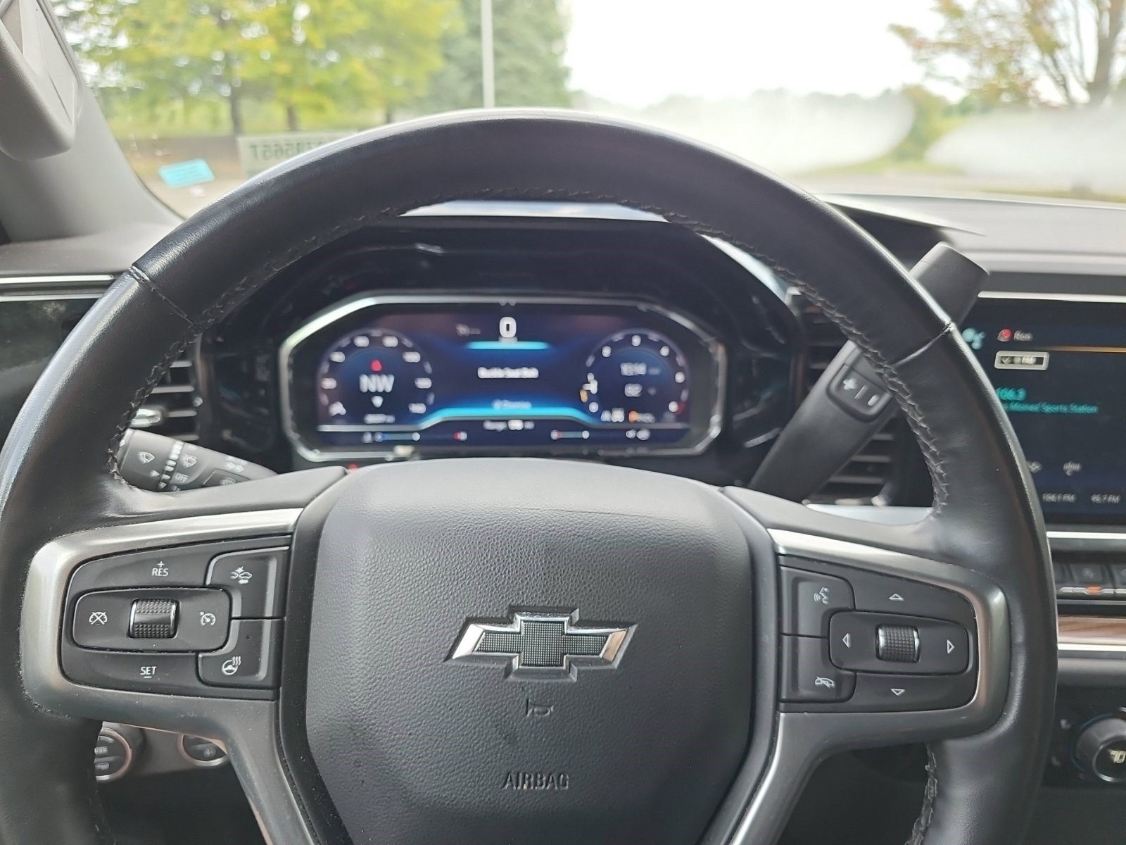 Used 2024 Chevrolet Silverado 1500 RST AWD/4WD image 21