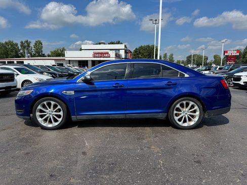 Used 2013 Ford Taurus Limited AWD/4WD image 2