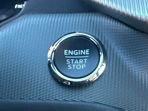 Used 2025 Ford Explorer ST-Line w/ Premium Package image 35