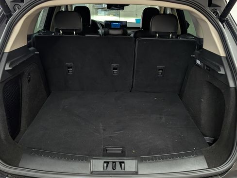 Used 2025 Lincoln Corsair AWD w/ Equipment Group 101A image 19