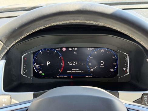 Used 2021 Volkswagen Atlas SEL image 11