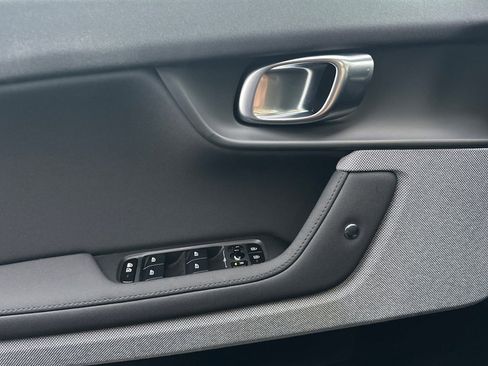 Used 2022 Polestar Polestar 2 image 14