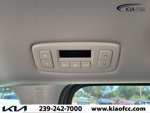 New 2026 Kia Carnival FWD image 14