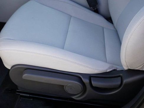 New 2026 Hyundai Kona SE FWD image 11