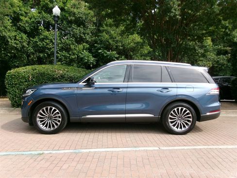 Used 2020 Lincoln Aviator Reserve w/ Equipment Group 201A AWD/4WD image 4