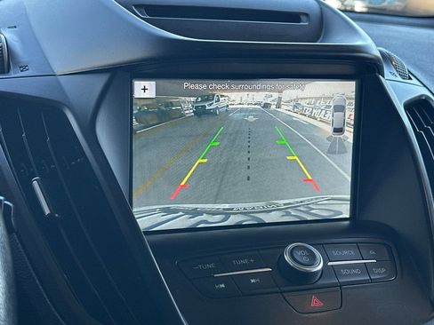 Certified 2018 Ford Escape SEL FWD image 21