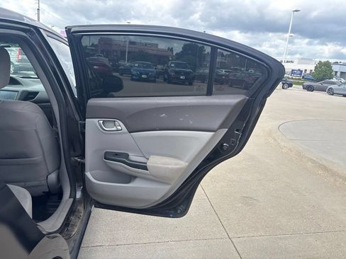 Used 2012 Honda Civic LX image 27