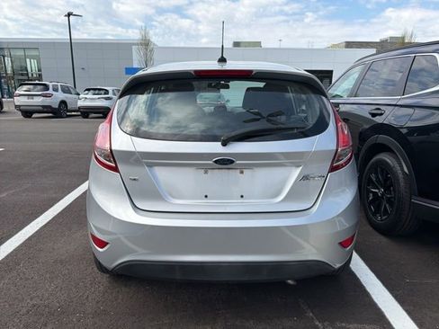 Used 2014 Ford Fiesta SE FWD image 2
