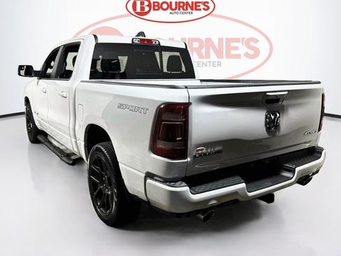 Used 2023 RAM 1500 Laramie AWD/4WD image 9