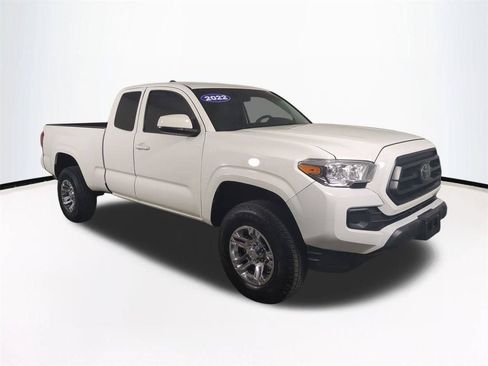 Used 2022 Toyota Tacoma SR AWD/4WD image 2