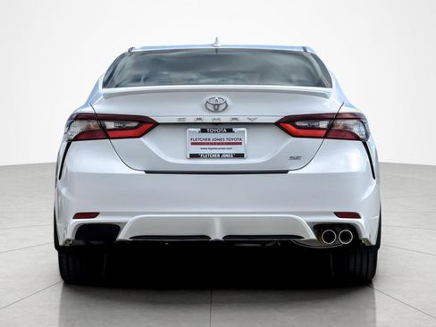 Used 2024 Toyota Camry SE FWD image 4