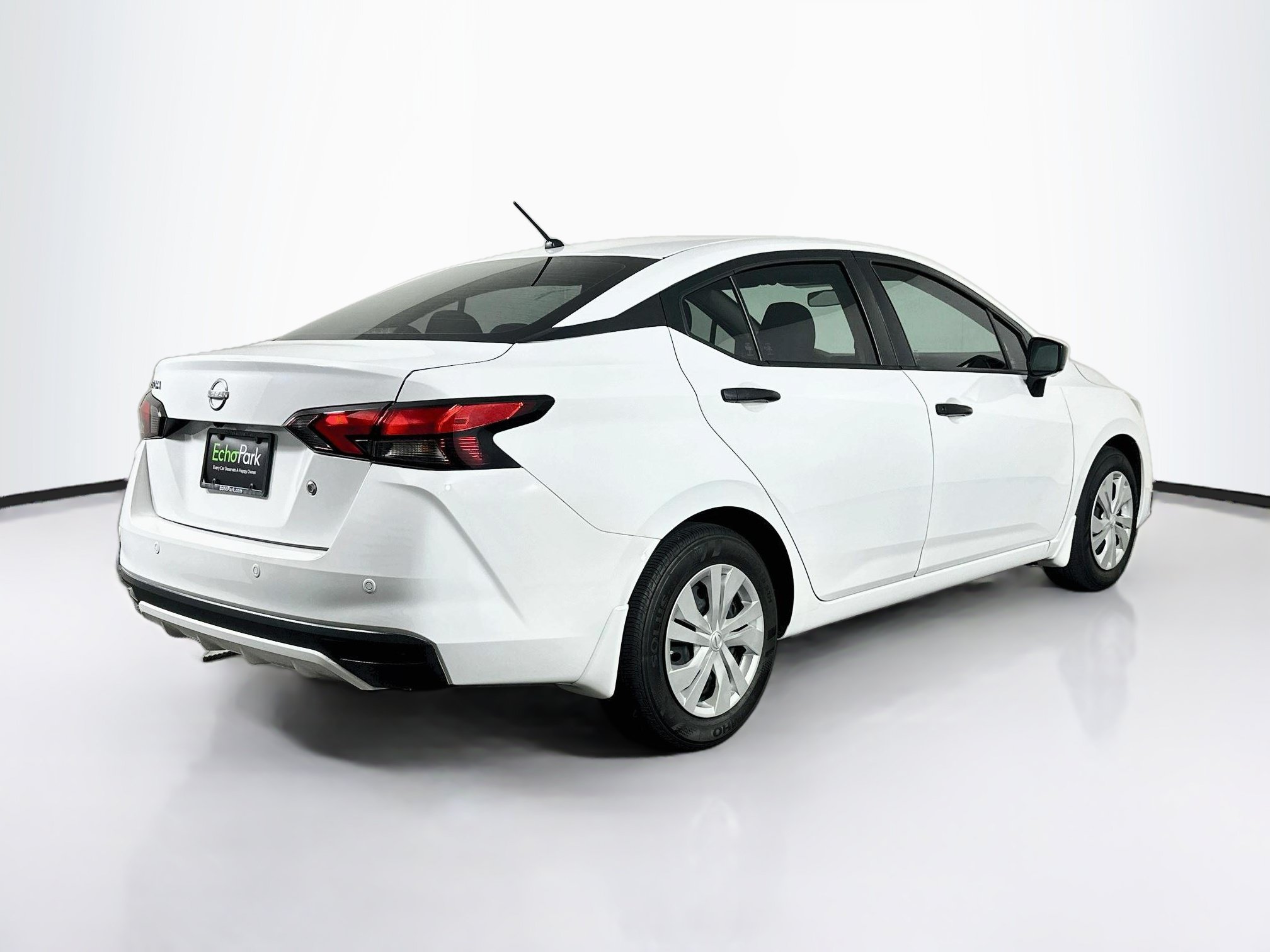 Used 2025 Nissan Versa S w/ Trunk Package FWD image 9