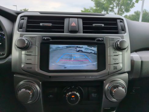 Used 2016 Toyota 4Runner SR5 RWD image 17