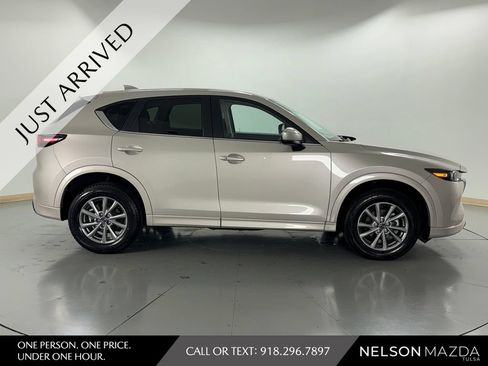 Used 2025 MAZDA CX-5 AWD 2.5 S w/ Preferred Package image 5