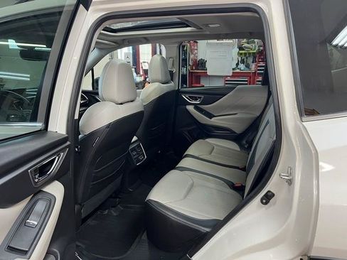 Used 2021 Subaru Forester Limited w/ Popular Package #3 AWD/4WD image 8