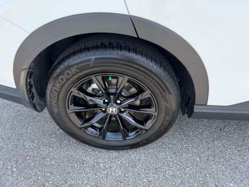 Used 2025 Honda CR-V Sport image 5