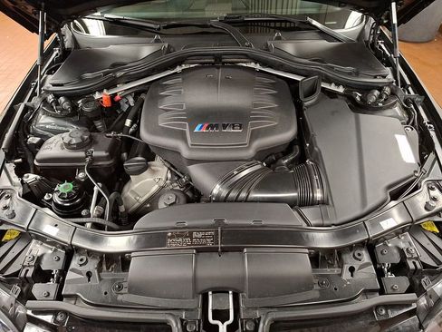 Used 2011 BMW M3 Convertible image 26