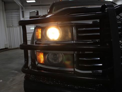 Used 2015 Chevrolet Silverado 3500 High Country w/ Duramax Plus Package AWD/4WD image 23