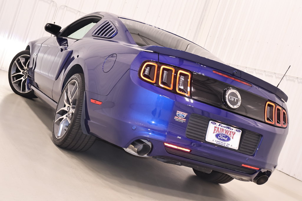 Used 2014 Ford Mustang GT Premium RWD image 34