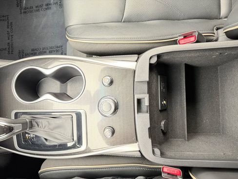 Used 2019 INFINITI QX60 Luxe w/ Essential Package image 24