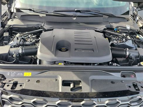 New 2026 Land Rover Discovery Limited Edition image 30