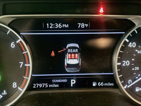 Used 2024 Nissan Rogue SV FWD image 19