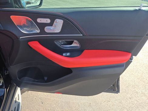 Used 2025 Mercedes-Benz GLE 53 AMG 4MATIC image 5