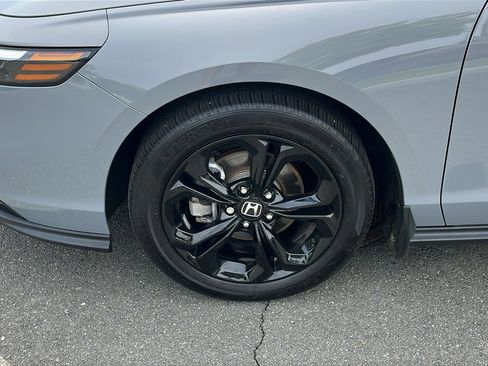 Used 2025 Honda Accord SE image 8