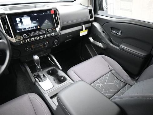 New 2026 Nissan Frontier SV w/ Tow Package image 10