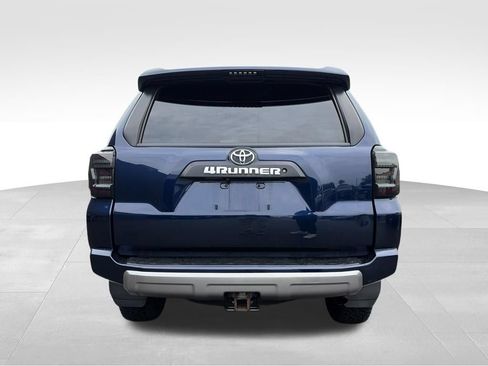 Used 2019 Toyota 4Runner TRD Off-Road Premium AWD/4WD image 25