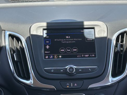 Used 2024 Chevrolet Equinox LT AWD/4WD image 20