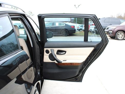 Used 2009 BMW 328i Wagon image 28