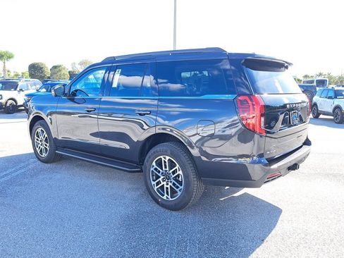 New 2026 Ford Expedition Active RWD image 7