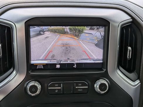Used 2019 GMC Sierra 1500 SLT w/ SLT Premium Plus Package AWD/4WD image 31