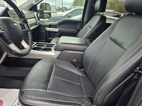 Used 2020 Ford F250 Lariat image 5