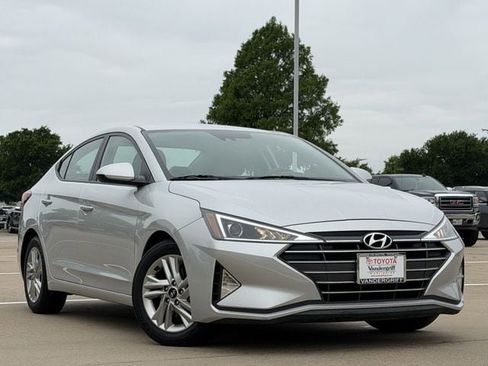 Used 2020 Hyundai Elantra SEL FWD image 2