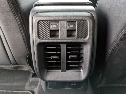 New 2025 Ford Bronco Outer Banks AWD/4WD image 18