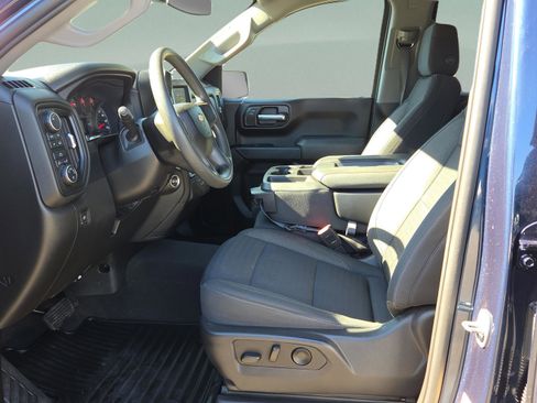 Certified 2022 Chevrolet Silverado 1500 Custom image 27