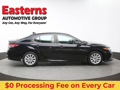 Used 2019 Toyota Camry LE w/ Convenience Package FWD image 44