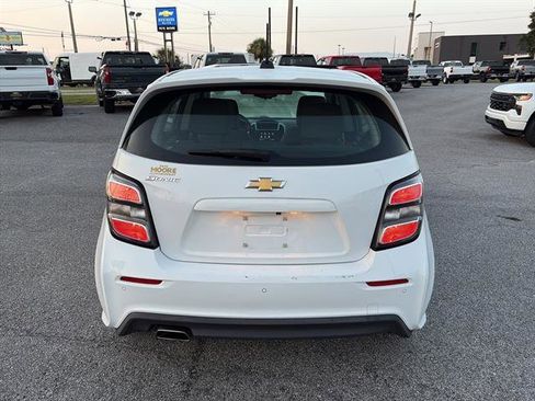 Used 2020 Chevrolet Sonic LT image 6